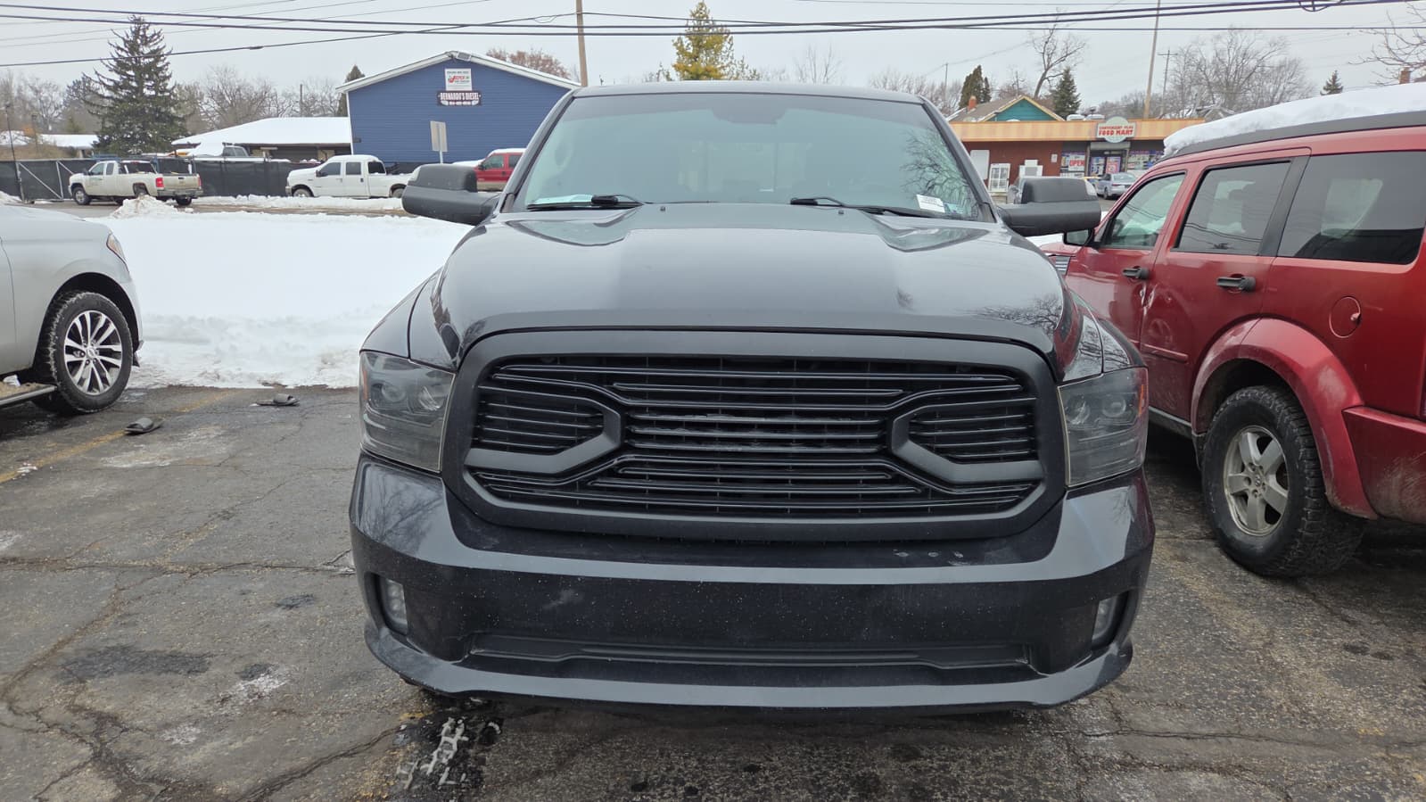 RAM 1500 Sport negro frontal — Bernardo Bros Diesel