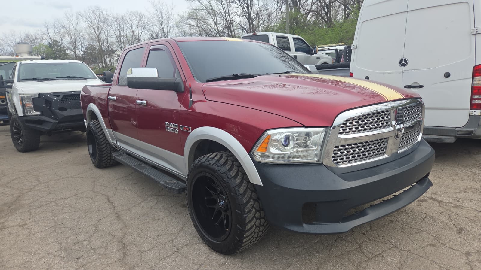 RAM 1500 borgoña — Bernardo Bros Diesel